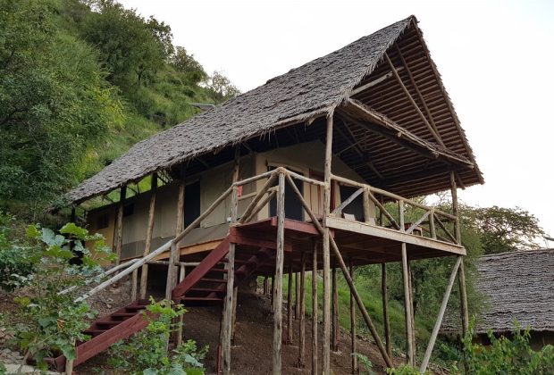 sangaiwe-tented-lodge (2)